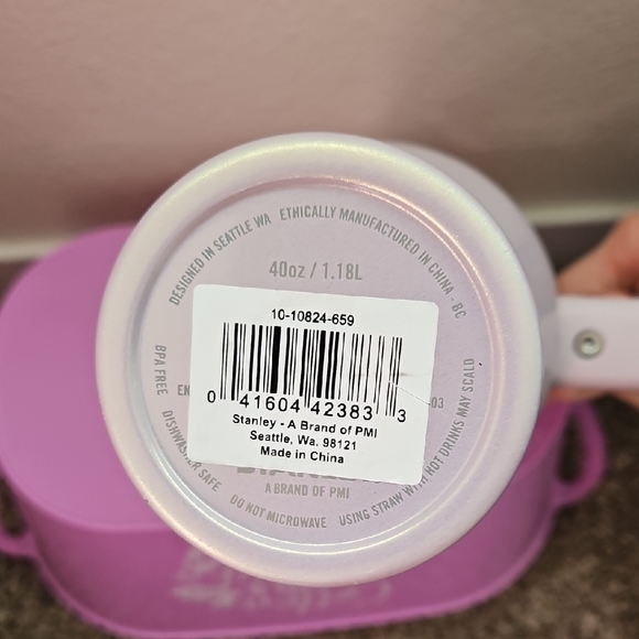 Stanley Pink Tumbler with Handle - Picture 5 of 5